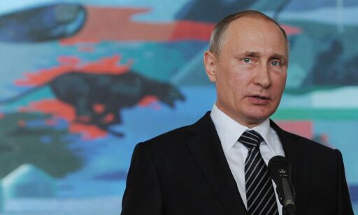 Da USA anklaget Russland for å arrangere et «stunt»-møte i FNs sikkerhetsråd, stormet landets ambassadør ut i protest