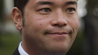 Nå jobber Jon Gosselin som deltidskokk på Fridays