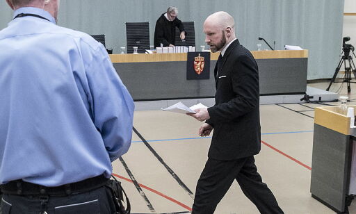 Saksøker staten for isolasjonsskader: Nevnte ikke fysiske plager med ett ord