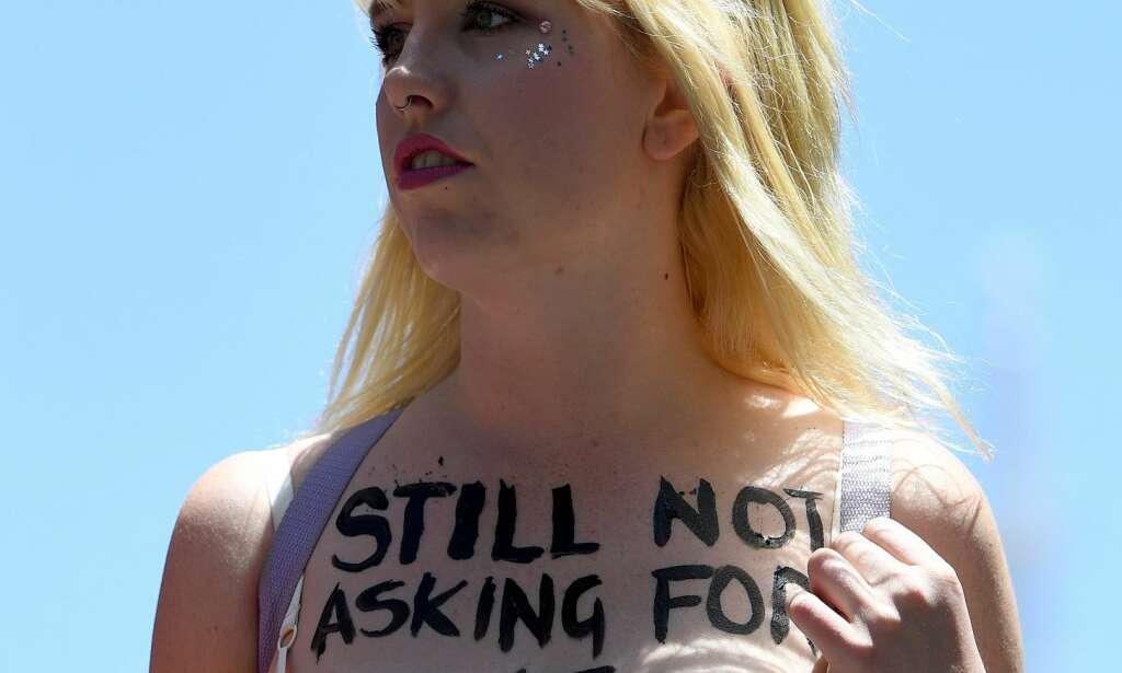 Millioner av kvinner verden over demonstrerer mot Donald Trump: - Dette er dråpen