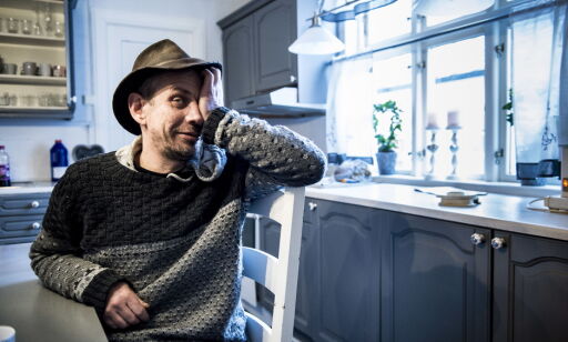 20160118 Odda: Leif Einar Lothe og samboer Randi Sørum hjemme i Odda. Lothepus, kjendis-farmen. Fjorden Cowboys, Katt Hund Foto: Lars Eivind Bones / Dagbladet