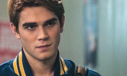 «Riverdale» burde gi brekninger. Problemet er bare at den er veldig bra