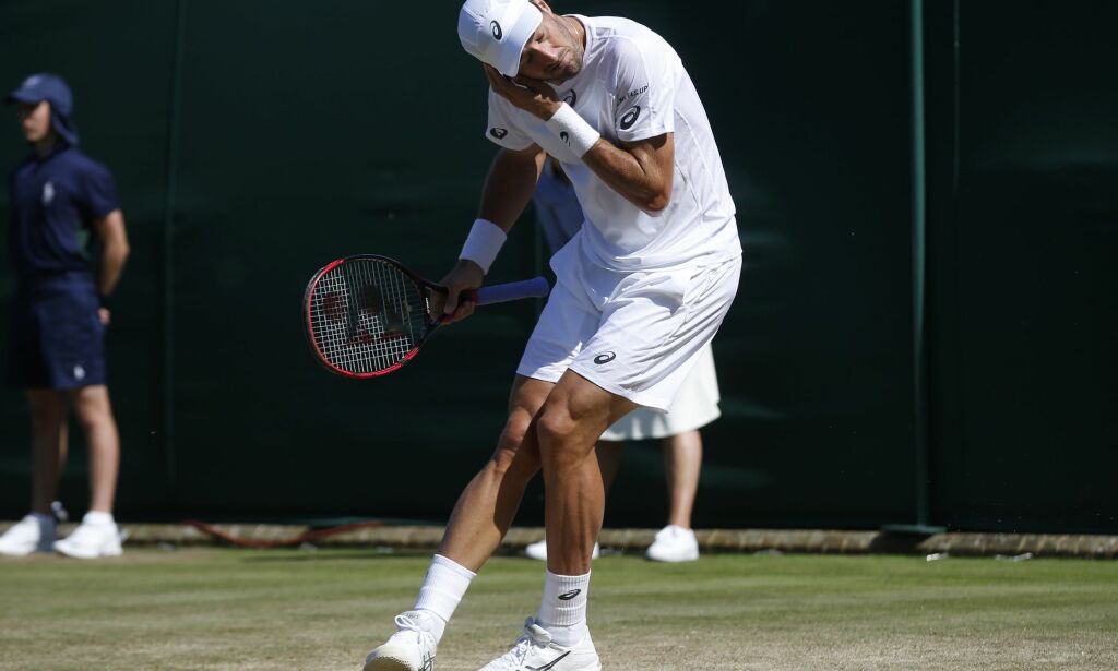 Flygende maur skapte harme for tennisstjernene: - Har aldri sett noe liknende