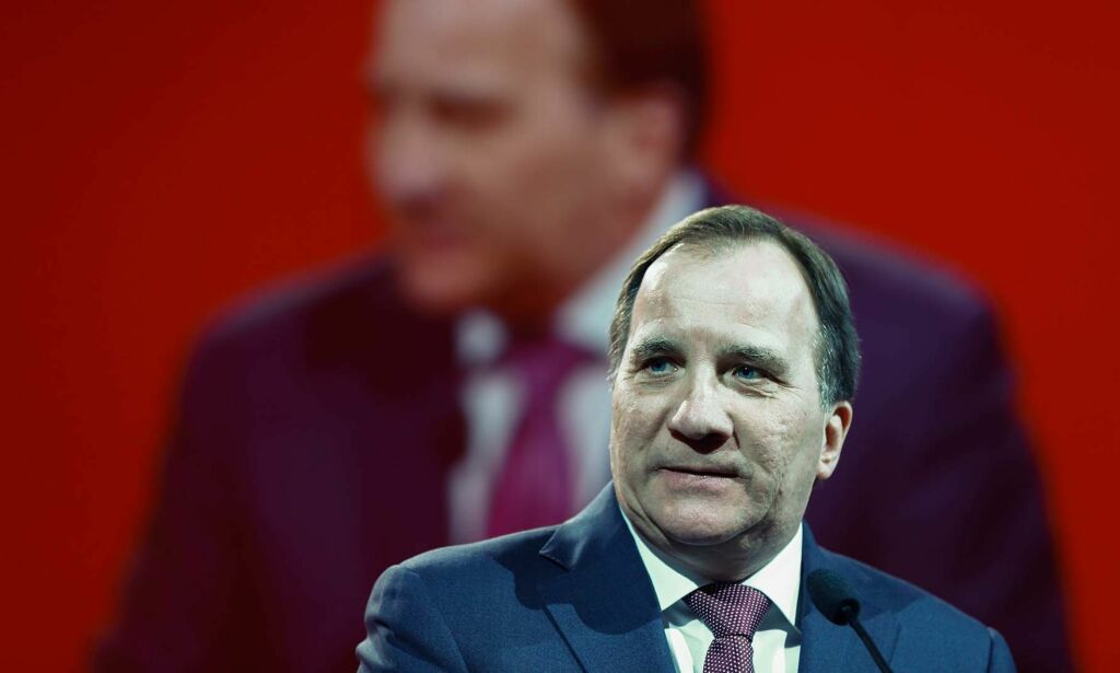 Sensitive forsvarsdokumenter kan være på avveie. Nå bryter Löfven tausheten om skandalen
