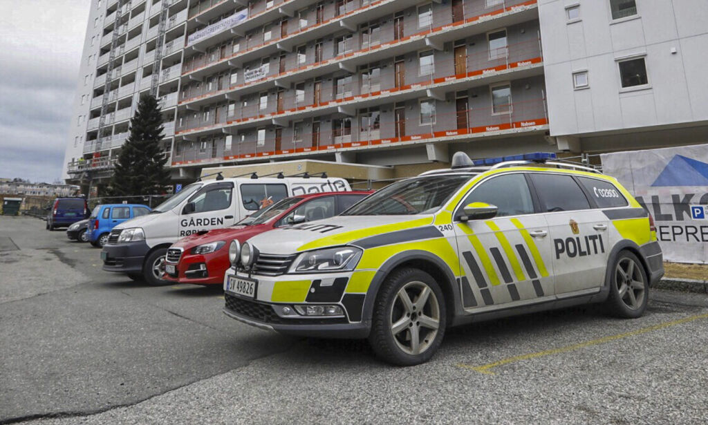 Mor og sønn siktet for drap i Bergen