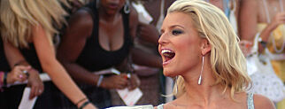 Var en av verdens største popstjerner. Så forsvant Jessica Simpson brått