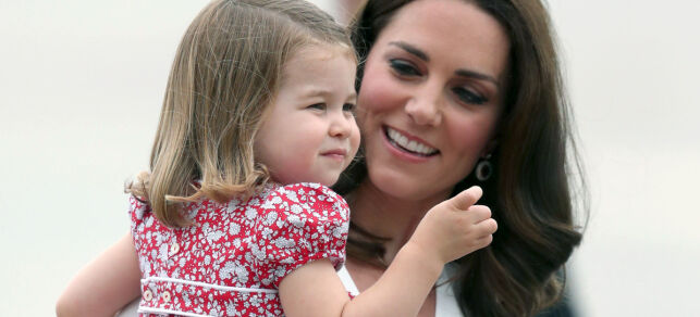 Prinsesse Charlotte blir historisk når Kate føder