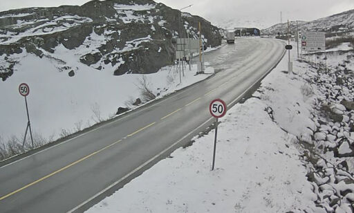 Juni: Mens Sør-Norge tørker, er det snø og vinterføre i nord