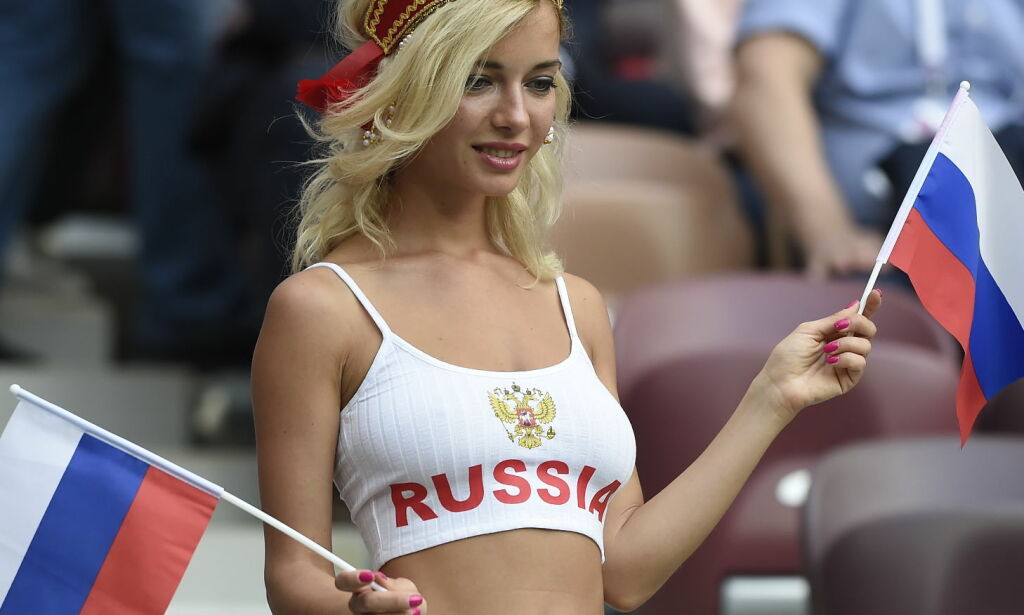 Russisk supporter raser: - Har ikke spilt i pornofilmer