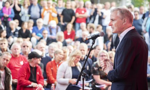 Slår ring om Jonas - åpner for fire i ledelsen