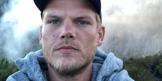 Aviciis far med sterk tale etter sønnens død: - Varmer hjertene våre i denne tøffe perioden