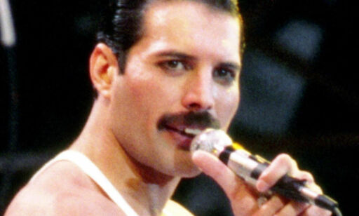 Én dag før Freddie Mercury døde, avslørte han sin tragiske skjebne