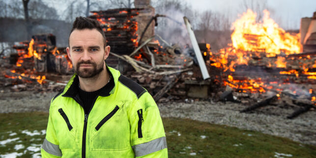Mistet barndomshjemmet i intens husbrann