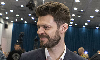 Moxnes på talerstolen for å få ut «kommunisme»